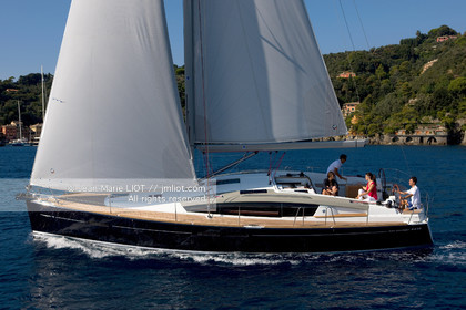 CHANTIER JEANNEAU 2011