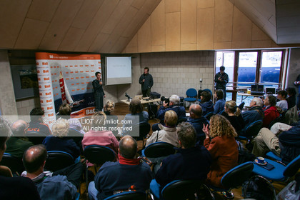 ELLE MACARTHUR - RECORD DU TOUR DU MONDE EN SOLITAIRE