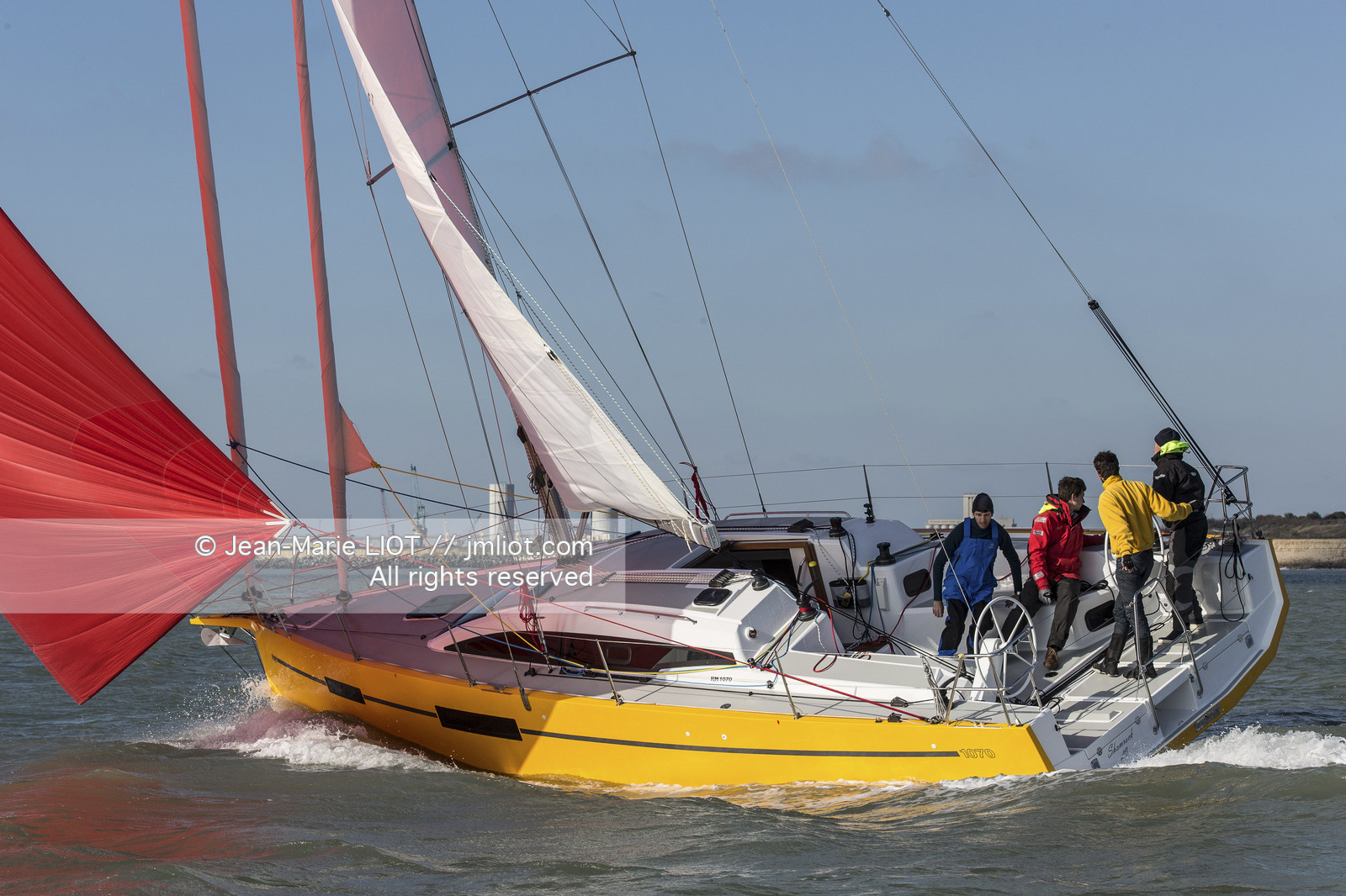 RM 10,70 - RM YACHTS