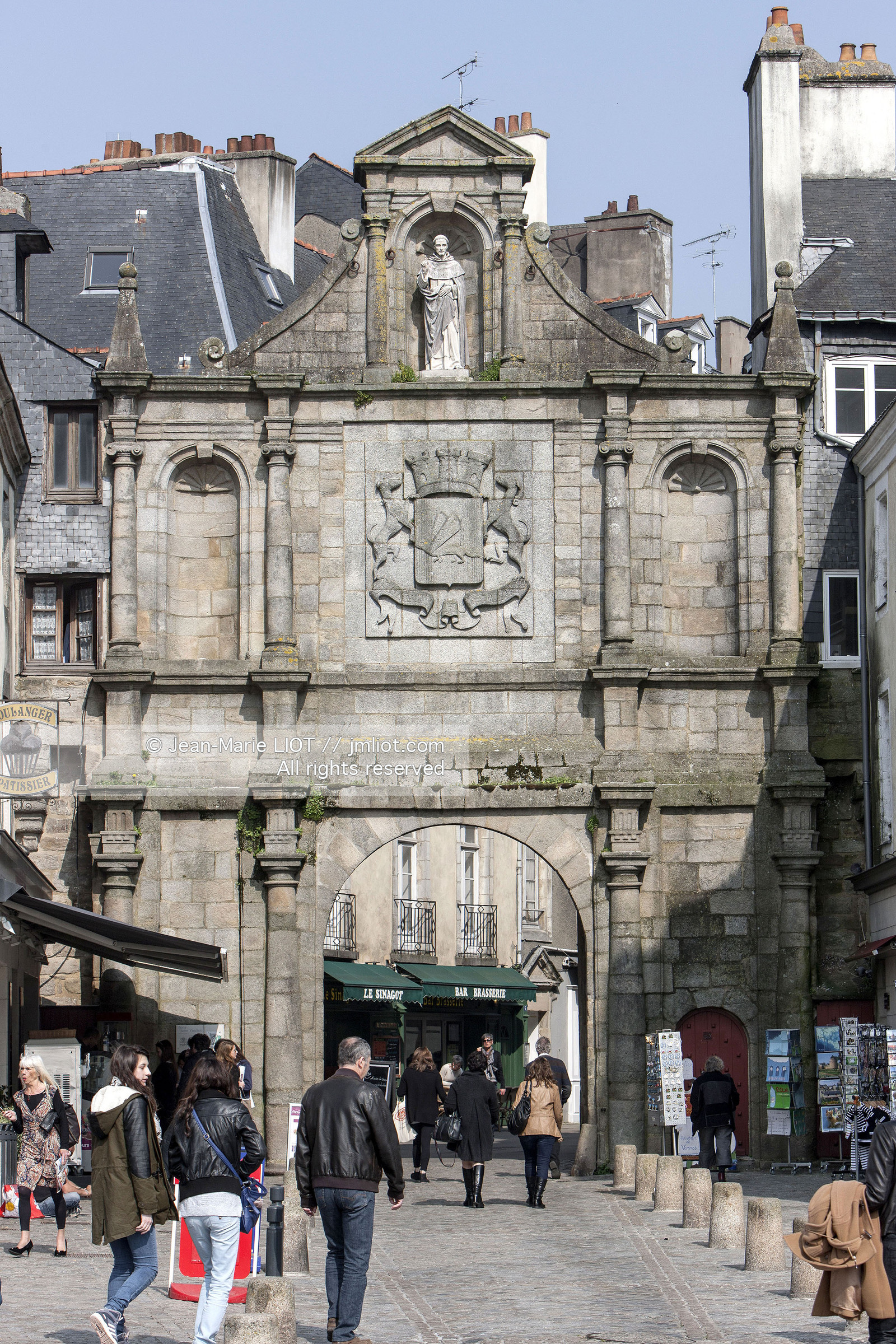 VANNES-MORBIHAN.LA PORTE SAINT VINCENT.PHOTO© JEAN-MARIE LIOT.