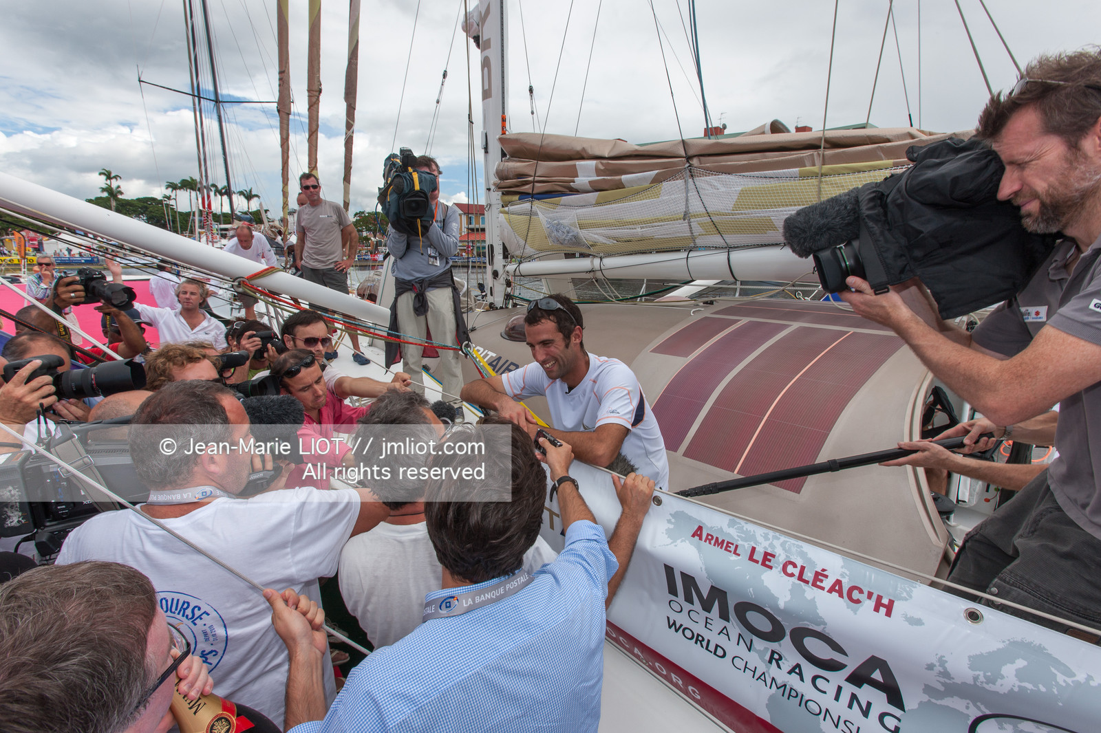 ROUTE DU RHUM 2010 - ARRIVEE DE ARMEL LE CLEAC'H