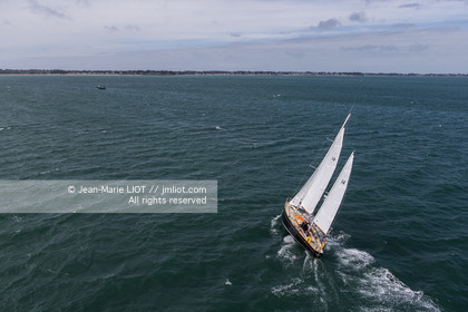 LOICK PEYRON A BORD DE PEN DUICK II