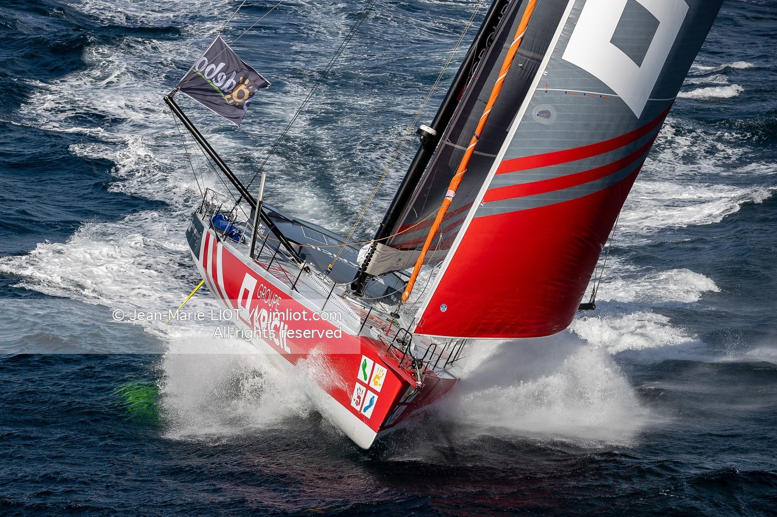 DAMIEN SEGUIN 2020 - IMOCA GROUPE APICIL