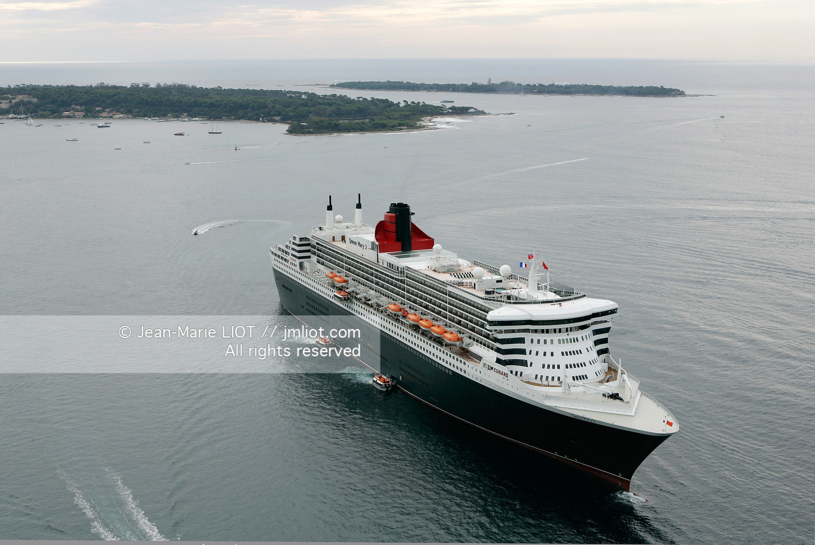 QUEEN MARY 2