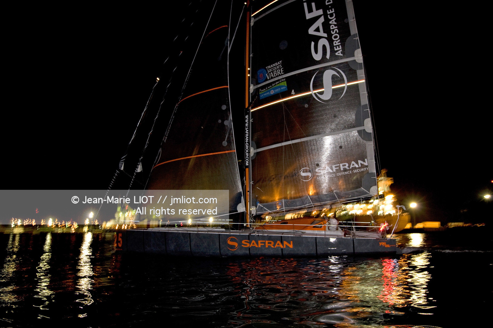 TRANSAT JACQUES VABRE 2011-ARRIVEE SAFRAN.