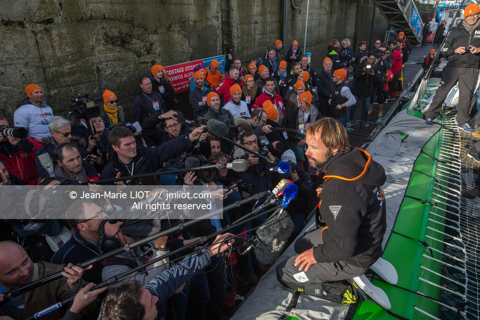 THOMAS COVILLE - RECORD AUTOUR DU MONDE EN MULTICOQUE EN SOLITAIRE 2016