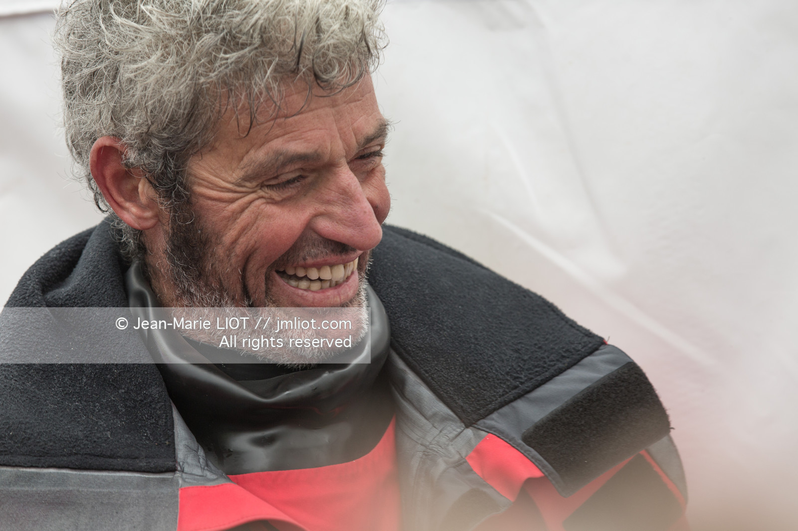 IDEC SPORT- ARRIVEE  RECORD TROPHEE JULES VERNE