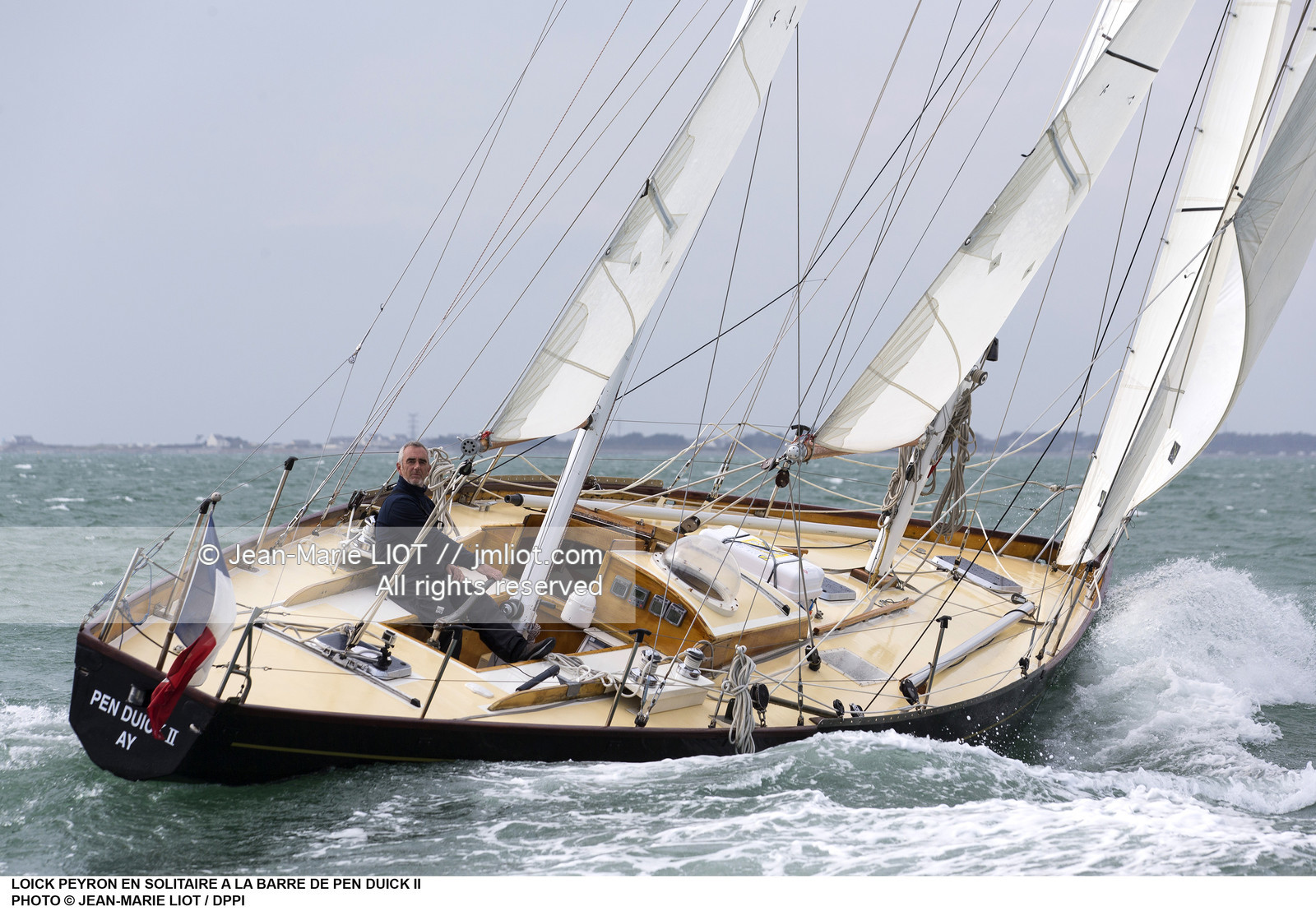 LOICK PEYRON A BORD DE PEN DUICK II