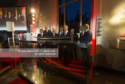 TROPHEE JULES VERNE - IDEC SPORT - REMISE DFU TROPHEE