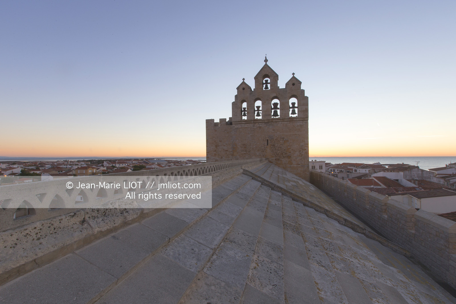 VOILE MAGAZINE - 100 MILLES A BORD - DELPHIA 34