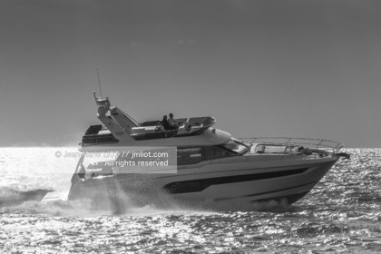 PRESTIGE YACHTS - PRESTIGE 630