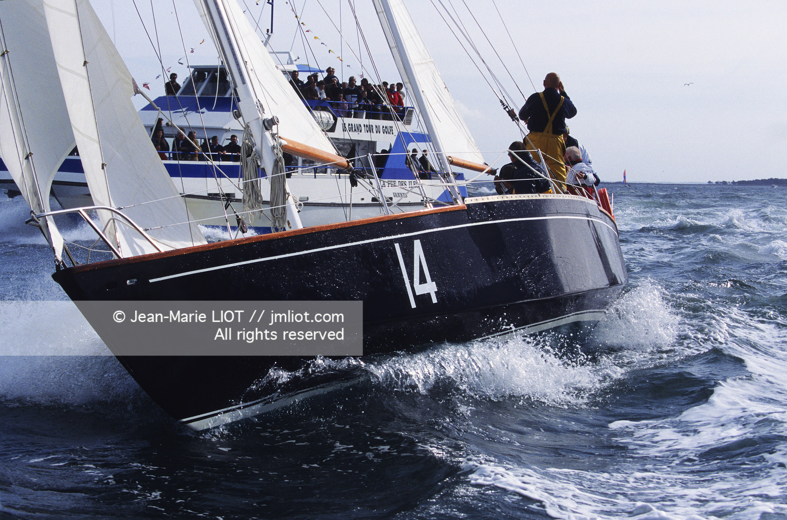 MISE A L'EAU PEN DUICK II - ERIC TABARLY