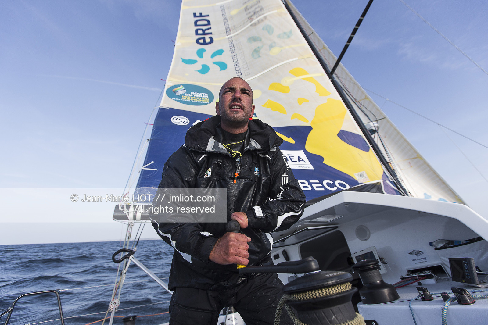 DES PIEDS ET DES MAINS - DAMIEN SEGUIN