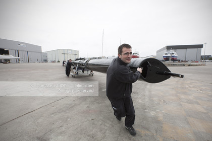 Maxi-Triimaran Spindrift 2 Launching