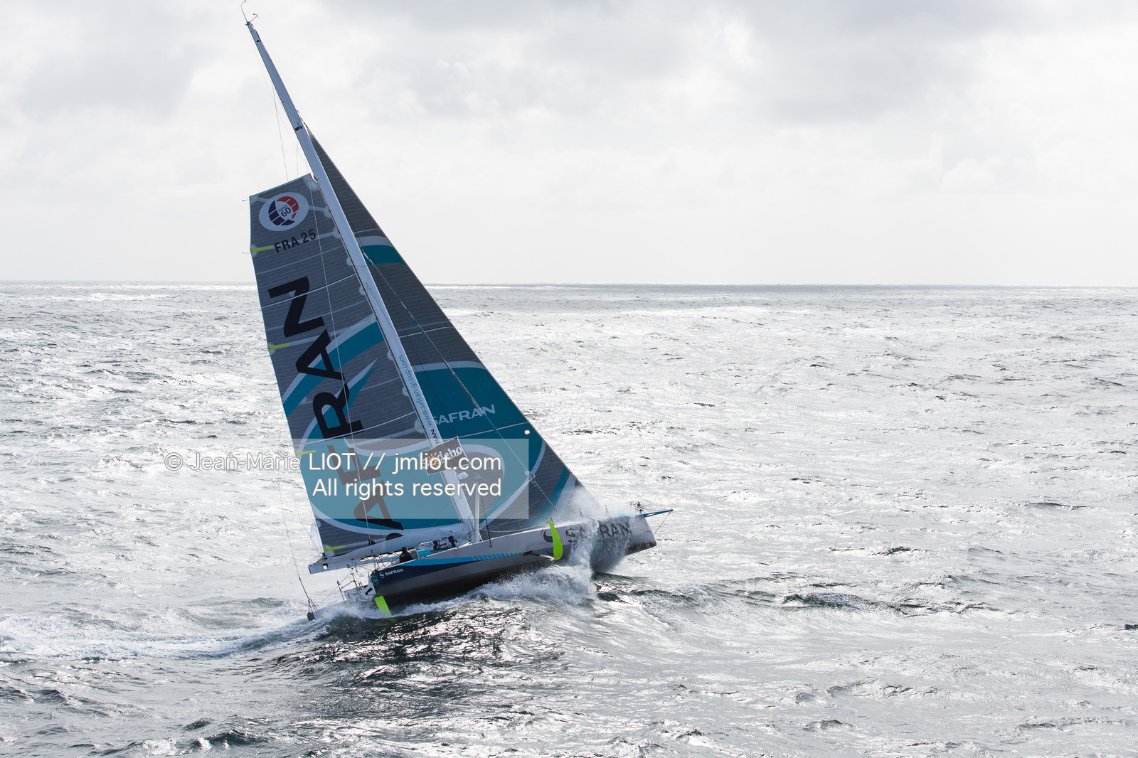 SAILING - SAFRAN - MORGAN LAGRAVIERE