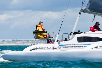 VOILE MAGAZINE - CORSAIR CRUZE 970