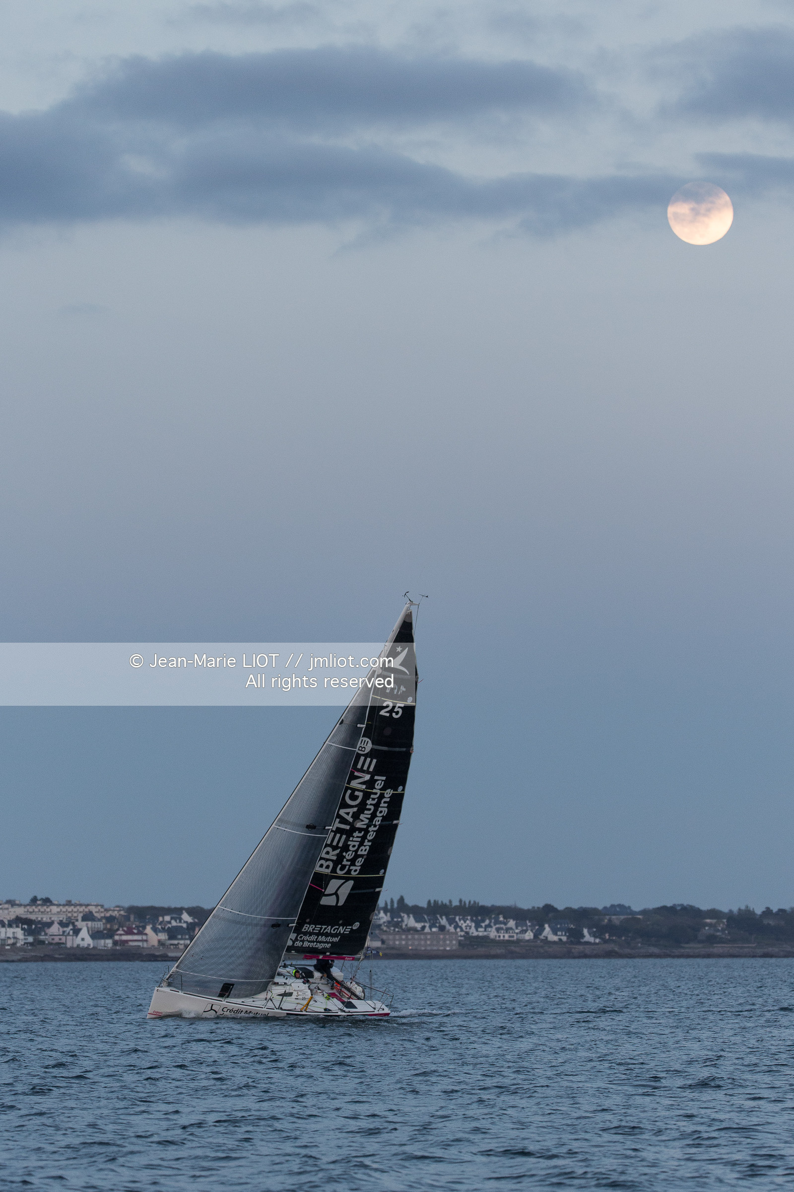 FIGARO BRETAGNE CREDIT MUTUEL 2017 - SEBASTIEN SIMON ET PIERRE RHIMBAULT