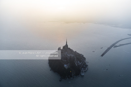 LE MONT SAINT MICHEL - LA MAREE DU SIECLE