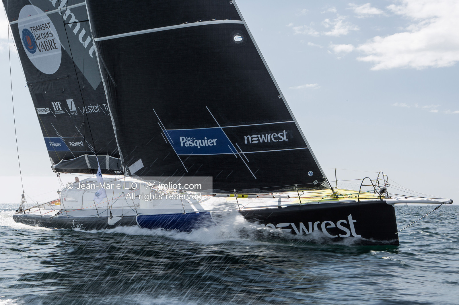 FABRICE AMEDEO - IMOCA NEWREST-BRIOCHE PASQUIER 2017 - TJV