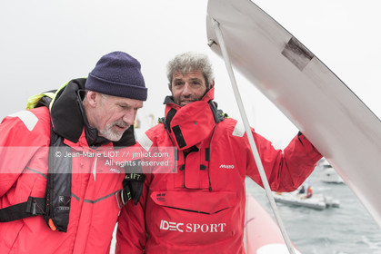 IDEC SPORT- ARRIVEE  RECORD TROPHEE JULES VERNE