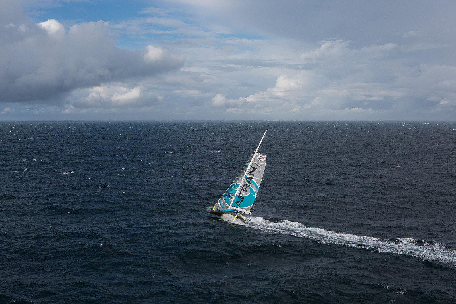 IMOCA SAFRAN 2015 - MORGAN LAGRAVIERE.