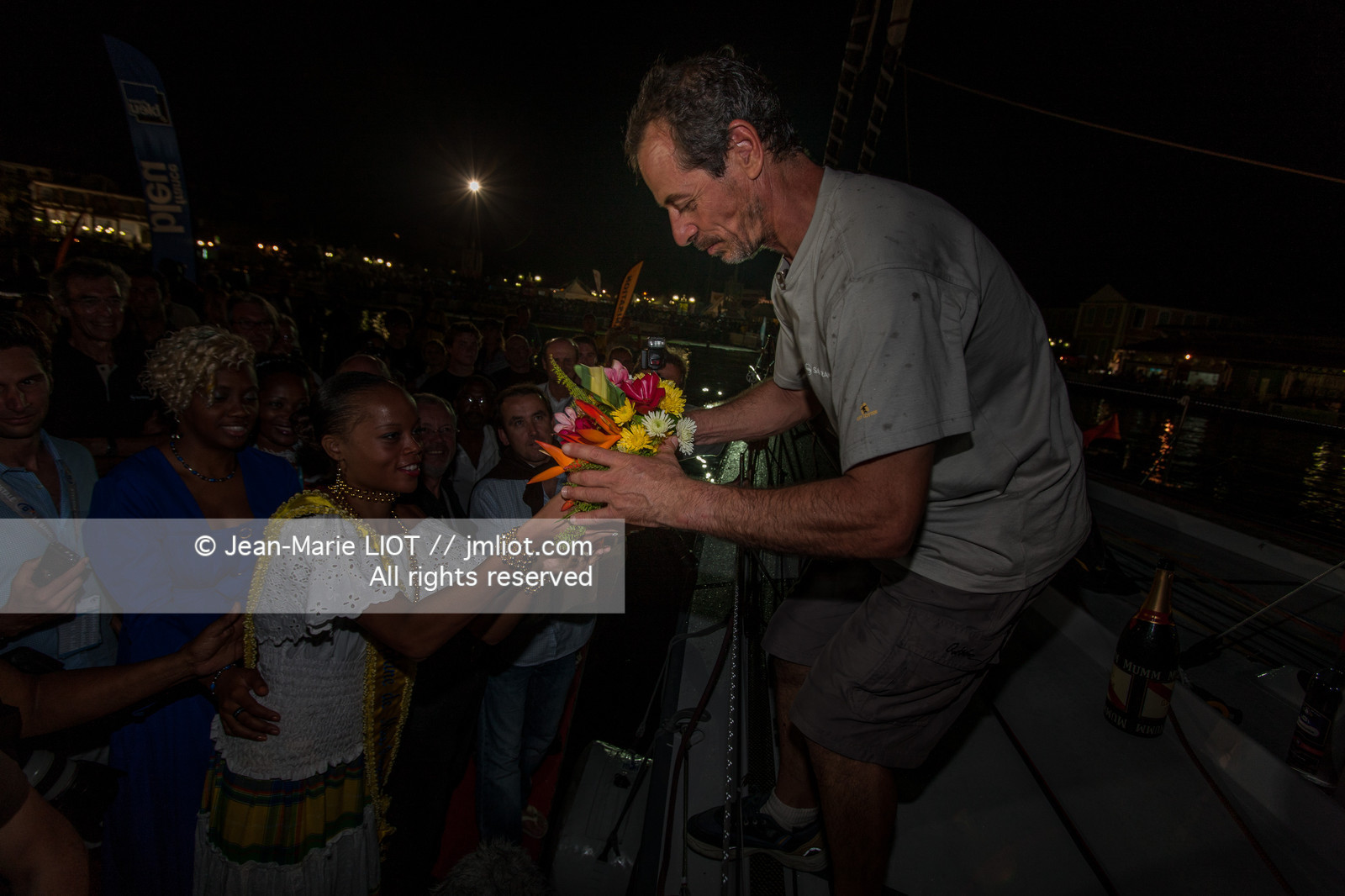 ROUTE DU RHUM 2010 - ARRIVEE DE MARC GUILLEMOT