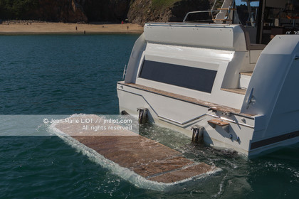 PRESTIGE  YACHT - PRESTIGE 520