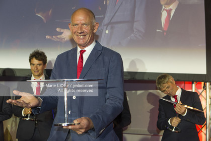 TROPHEE JULES VERNE - IDEC SPORT - REMISE DFU TROPHEE