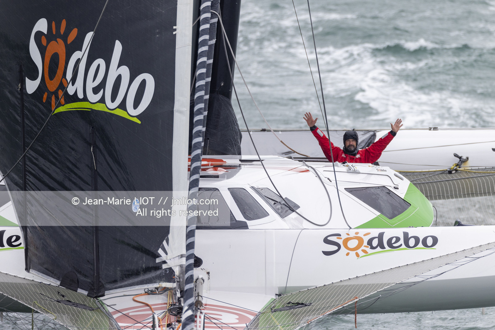 THOMAS COVILLE - ARKEA ULTIM CHALLENGE - ARRIVEE