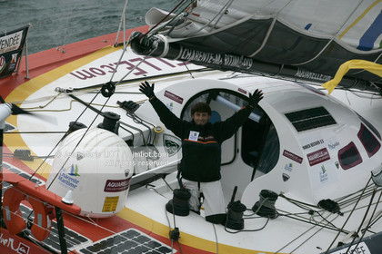 081109VGDEPART_B4K0654