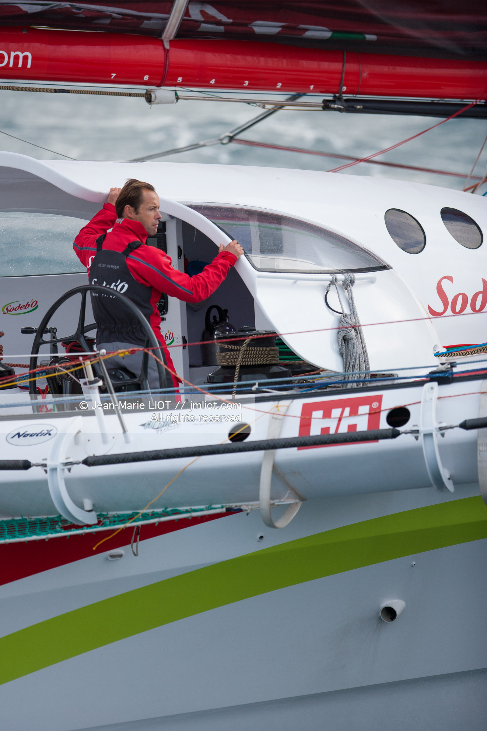 MAXI TRIMARAN SODEBO - THOMAS COVILLE - RECORD TOUR DU MONDE EN SOLITAIRE - 2008..