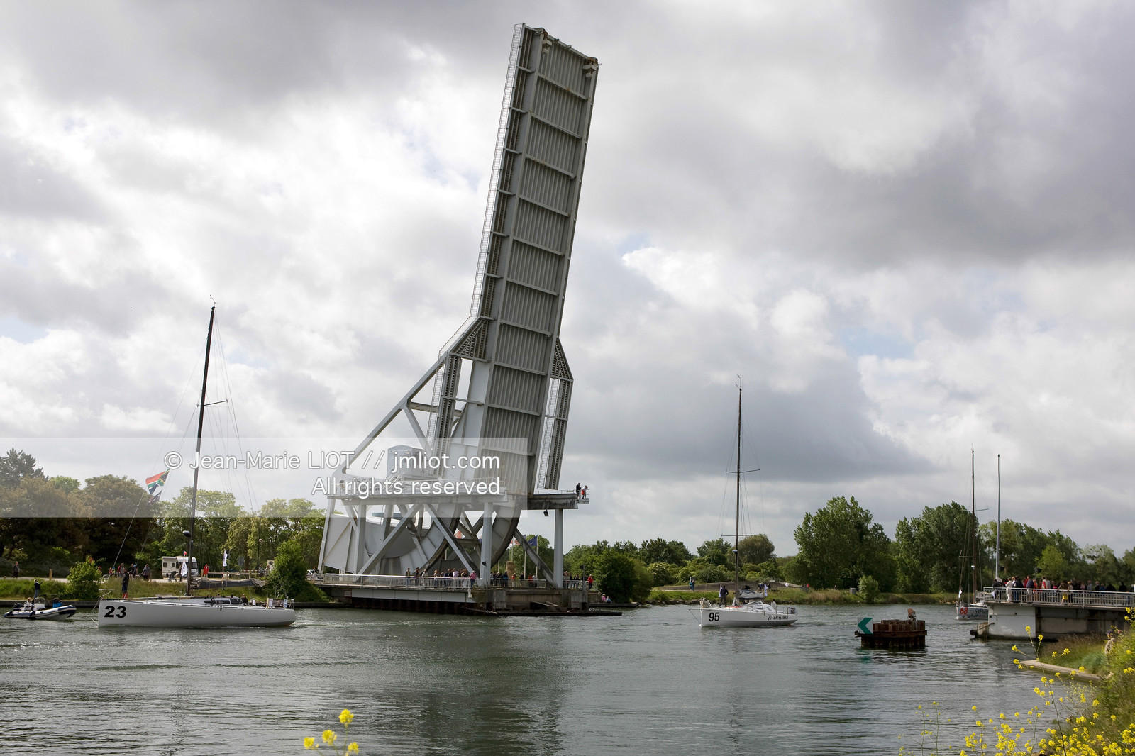 SAILING - CLASS 40 - NORMANDY CHANNEL RACE 2011