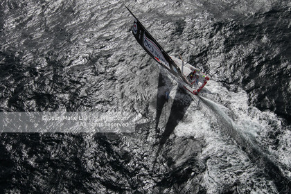 Au large de Groix, Jérémie Beyou et Philippe Legros à l'entrainement sur IMOCA Maître Coq avant le départ de la Transat Jacques Vabre 2015 au départ du Havre jusqu'à Itajaï (Brésil). 16 09 2015, Photo © Jean-Marie LIOT   DPPI..Jeremie Beyou and Philippe Legros (Fra) training onboard IMOCA Maitre Coq before the start of Transat Jacques Vabre 2015 from Le Havre to Itajai off Groix, 16 09 2015, Photo © Jean-Marie LIOT   DPPI