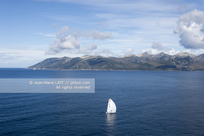 090107VG09090105FONCIA_L7A4753