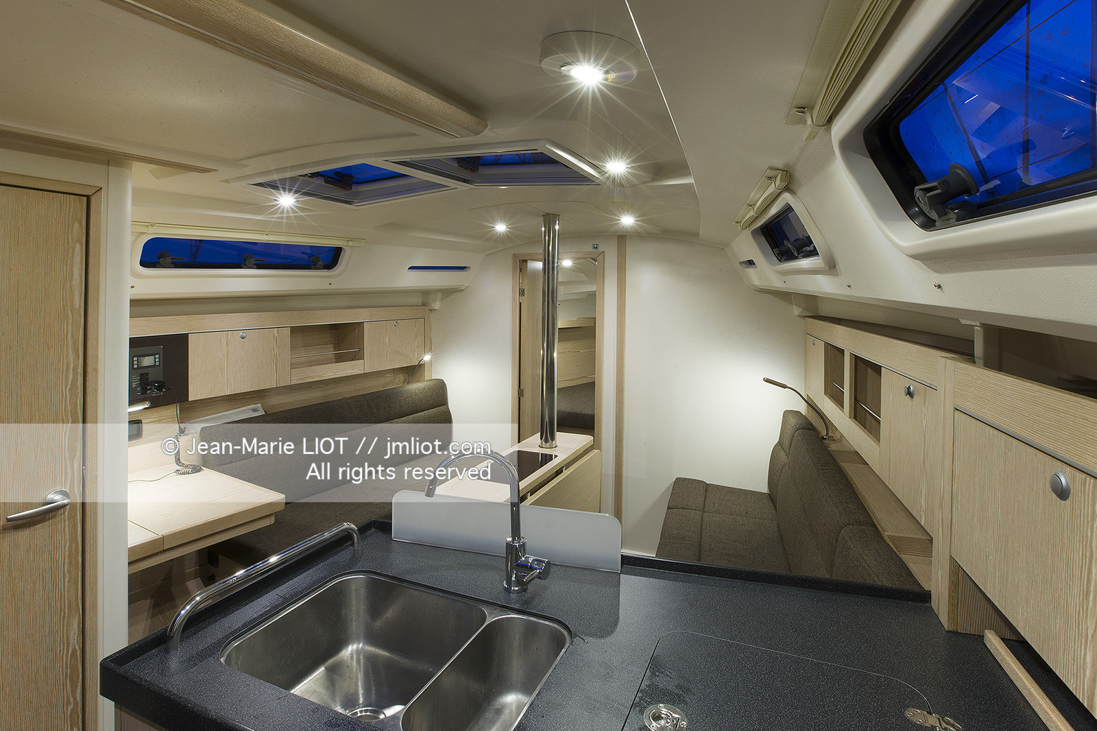 VOILE MAGAZINE - 100 MILLES A BORD