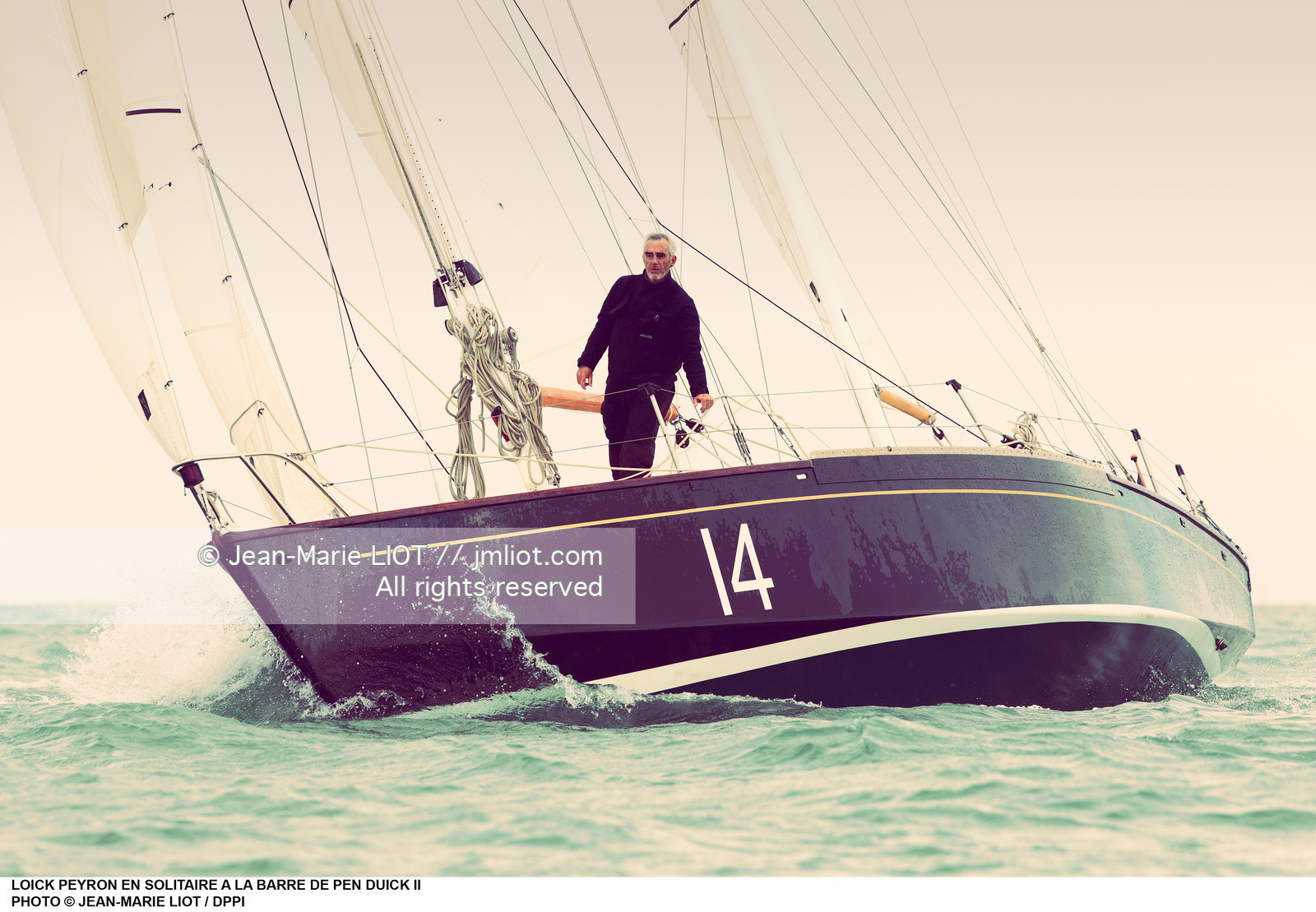 LOICK PEYRON A BORD DE PEN DUICK II