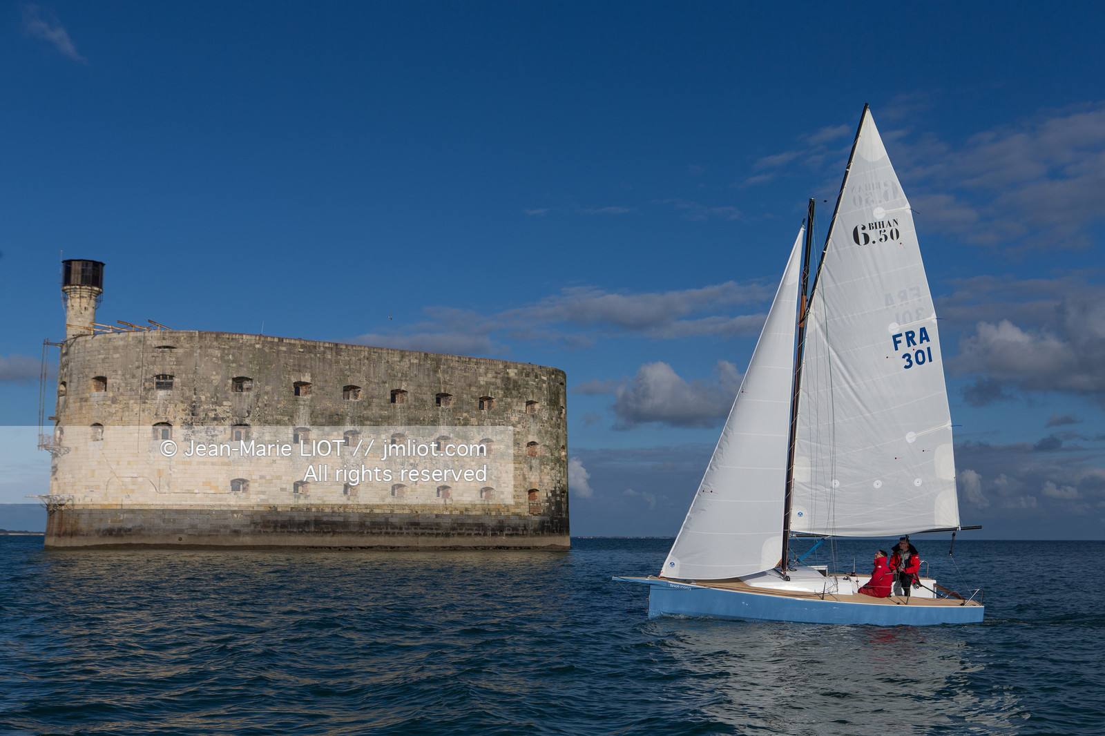 VOILES ET VOILIERS 2016 - LES FORTS DE CHARENTE, BAIE DE LA ROCHELLE EN BIHAN 650