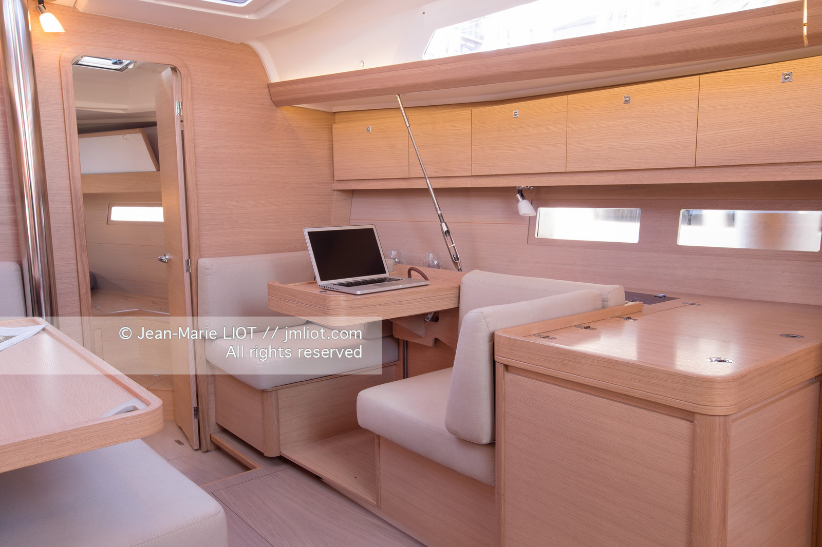 DUFOUR YACHTS - DUFOUR 410 NEW MODEL