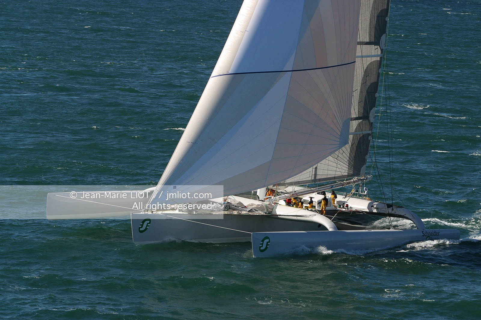 RECORD - TOUR DES ILES BRITANIQUES