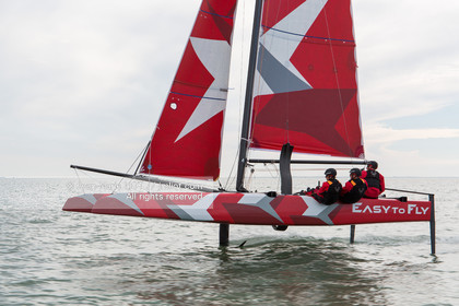 EASY TO FLY - EYOTY 2016