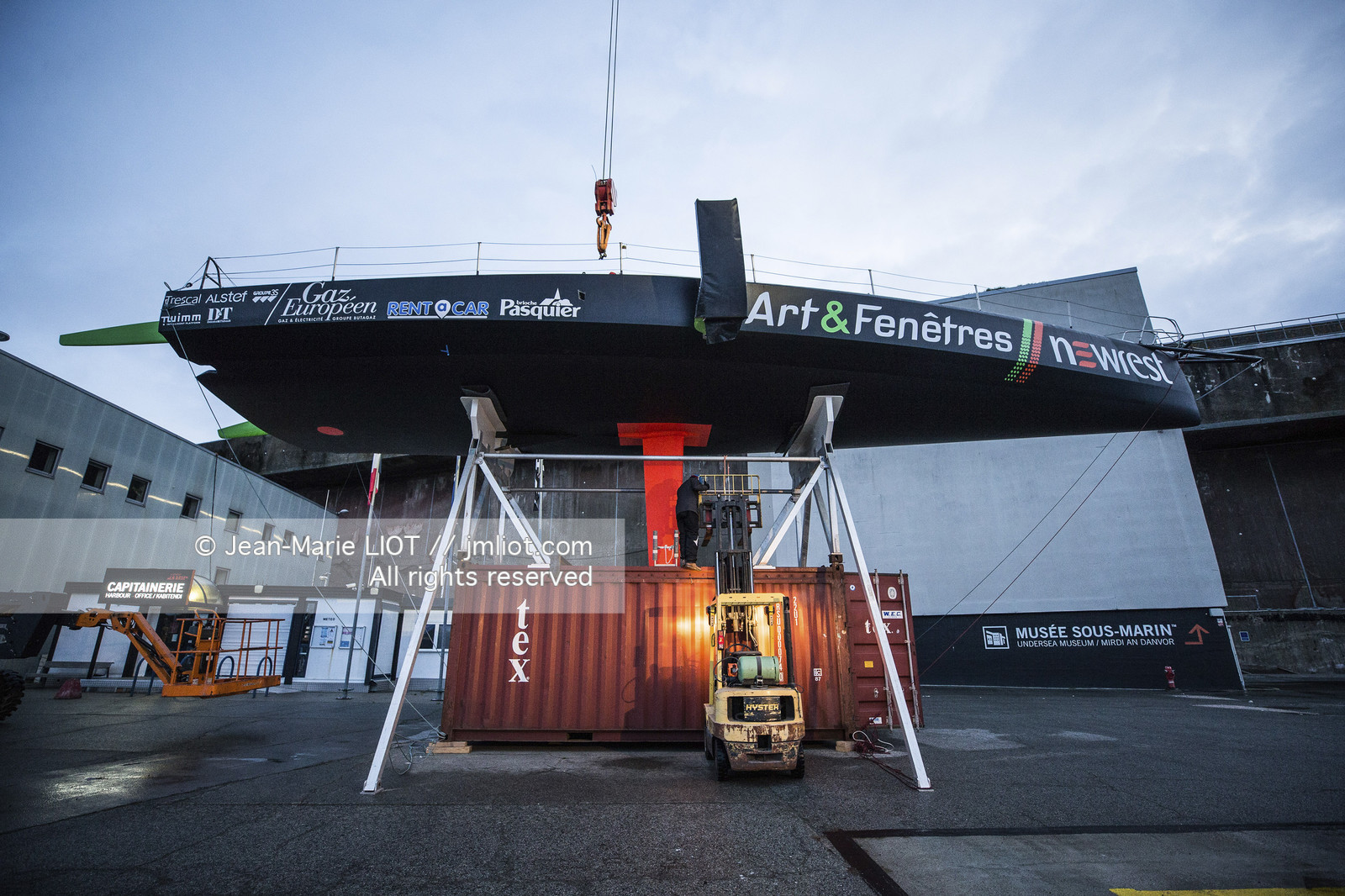 FABRICE AMEDEO - NEWREST-ART & FENETRES - 2018