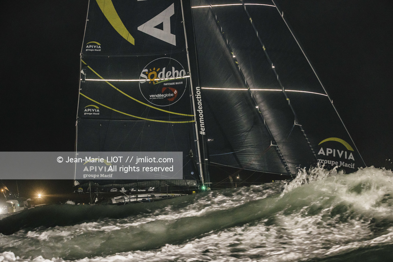 VENDEE GLOBE 2020-2021 - ARRIVEE CHARLIE DALIN