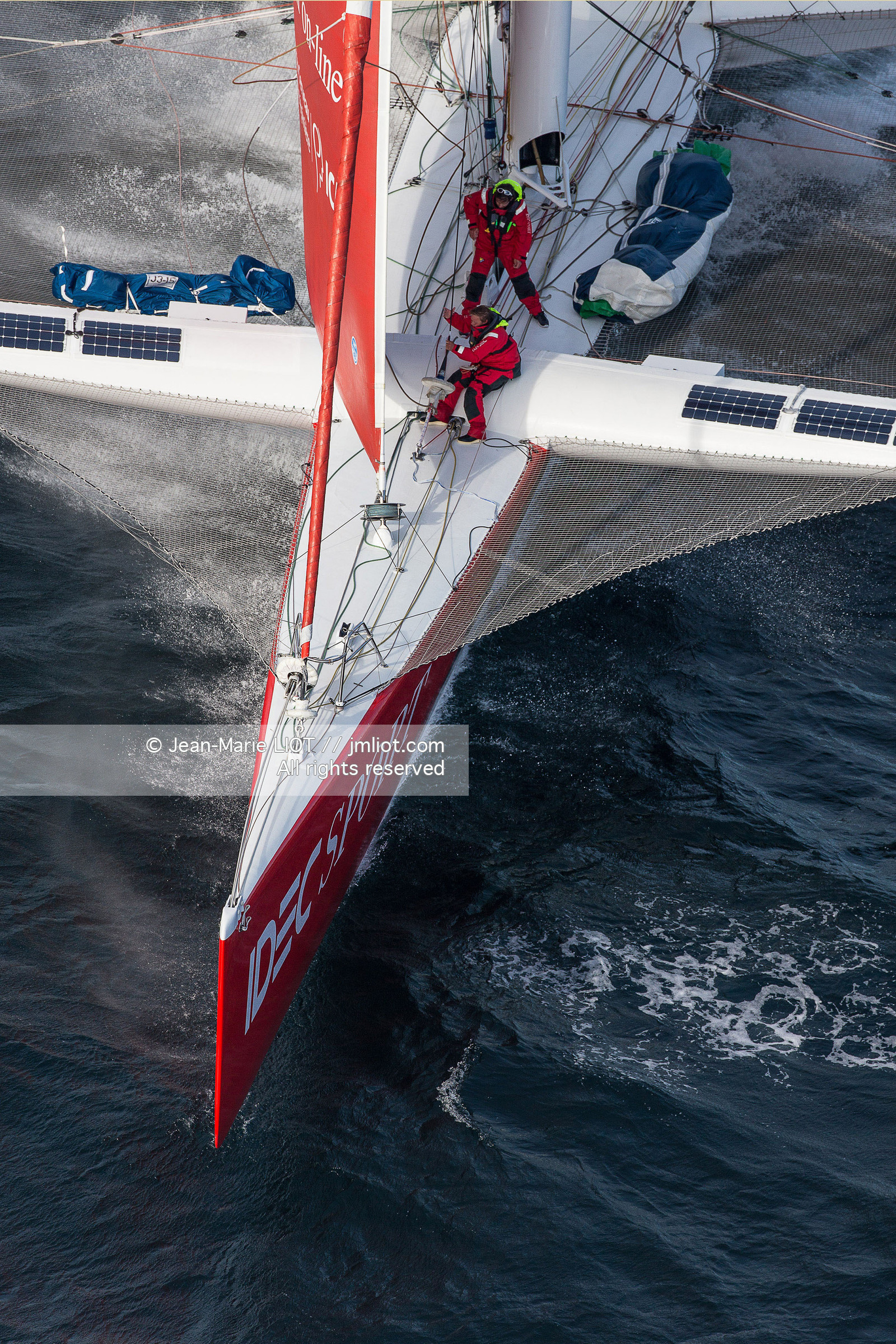 MAXI TRIMARAN IDEC SPORT 2015 - BANQUE D'IMAGES