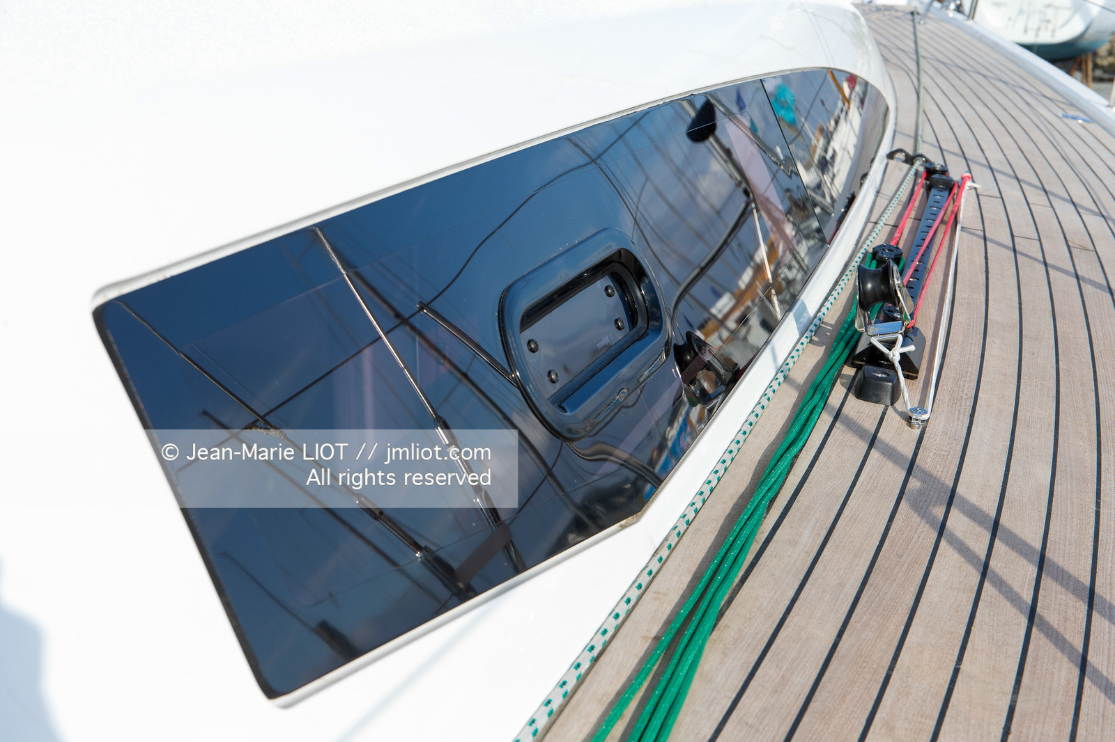 J 112 E - INTERIEUR ET DEATAILS