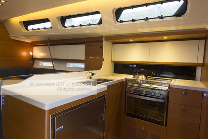 VOILE MAGAZINE - 100 MILLES A BORD