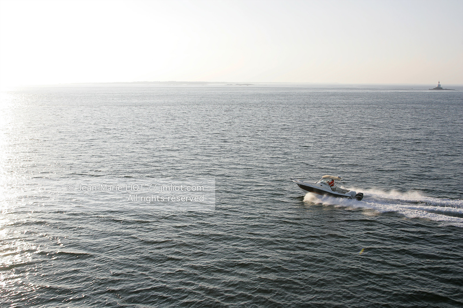 MOTONAUTISME - JEANNEAU CAP CAMARAT 925