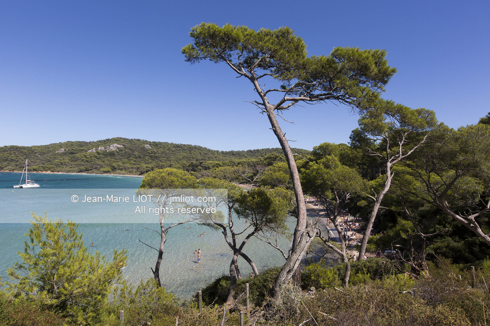 Aout 2015 mouillage à Porquerolles, découverte de l'île..Photos © JEAN-MARIE LIOT - www.jmliot.com