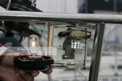 ACCASTILLAGE-ELECTRONIQUE-MECANIQUE-PLAISANCE