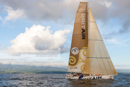 ROUTE DU RHUM 2010 - ARRIVEE DE ARMEL LE CLEAC'H