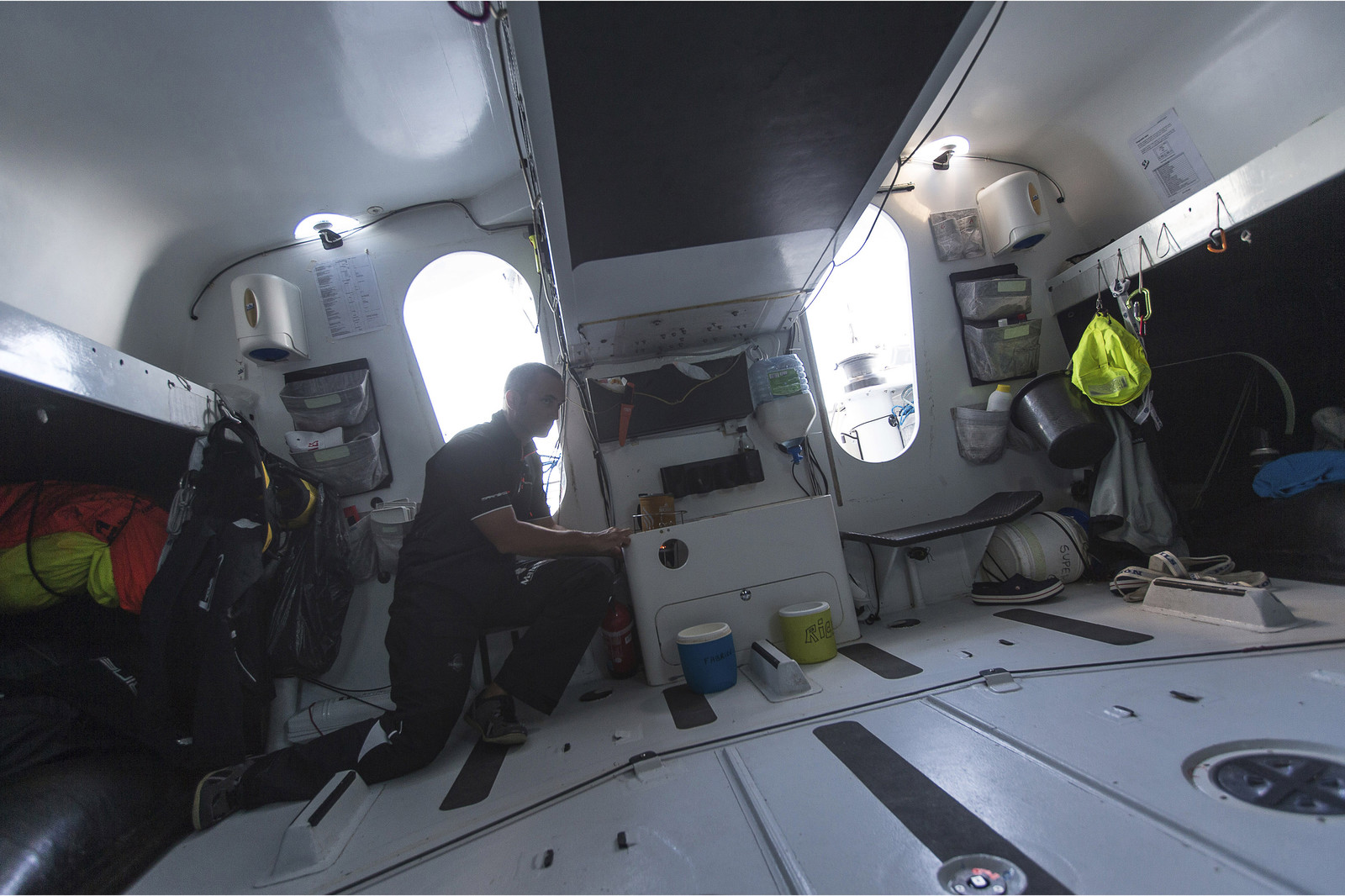 IMOCA NEWREST MATMUT - SKIPPER : FABRICE AMEDEO